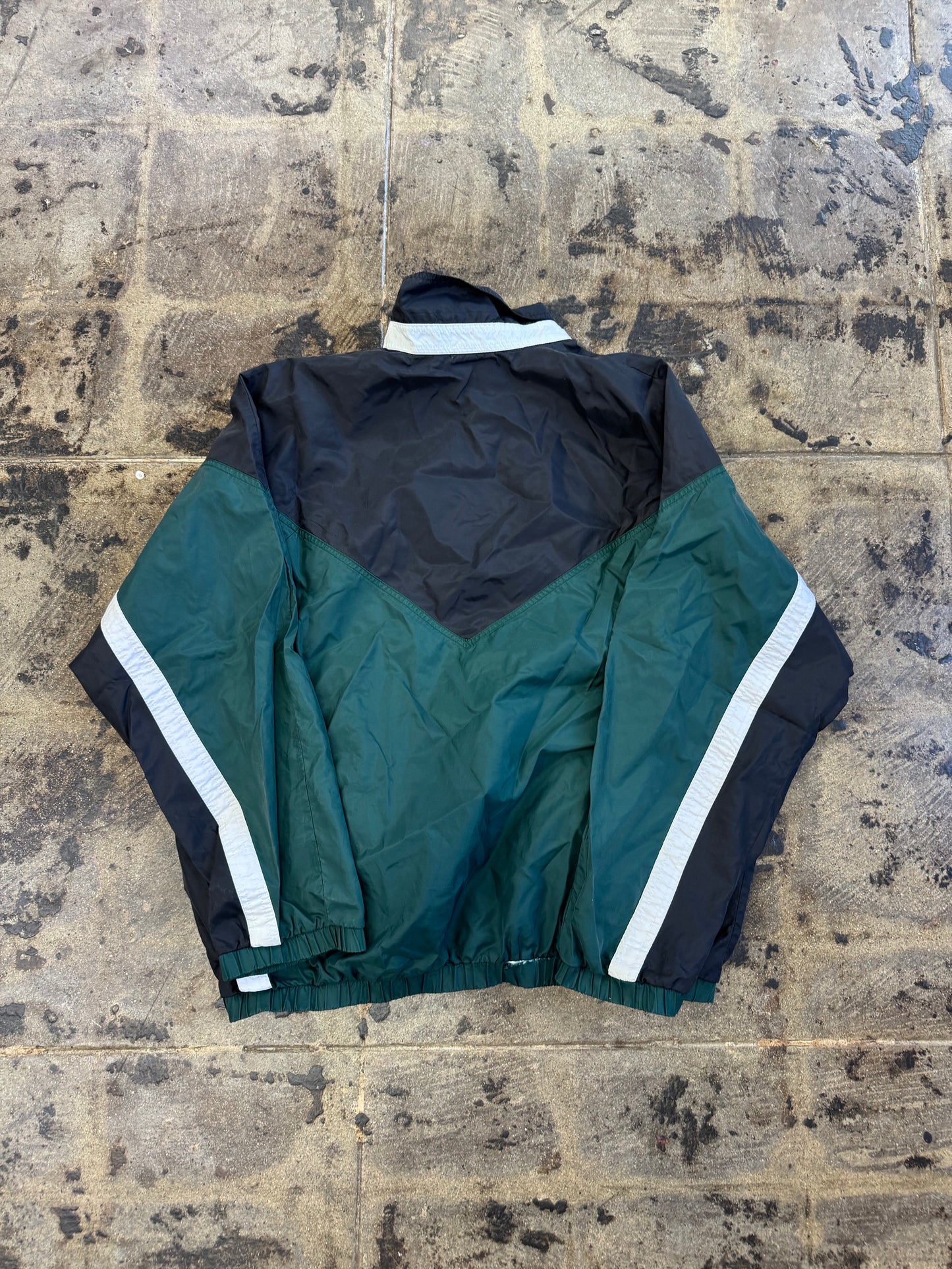 NIKE VNTG BLK/GREEN QUATER ZIP