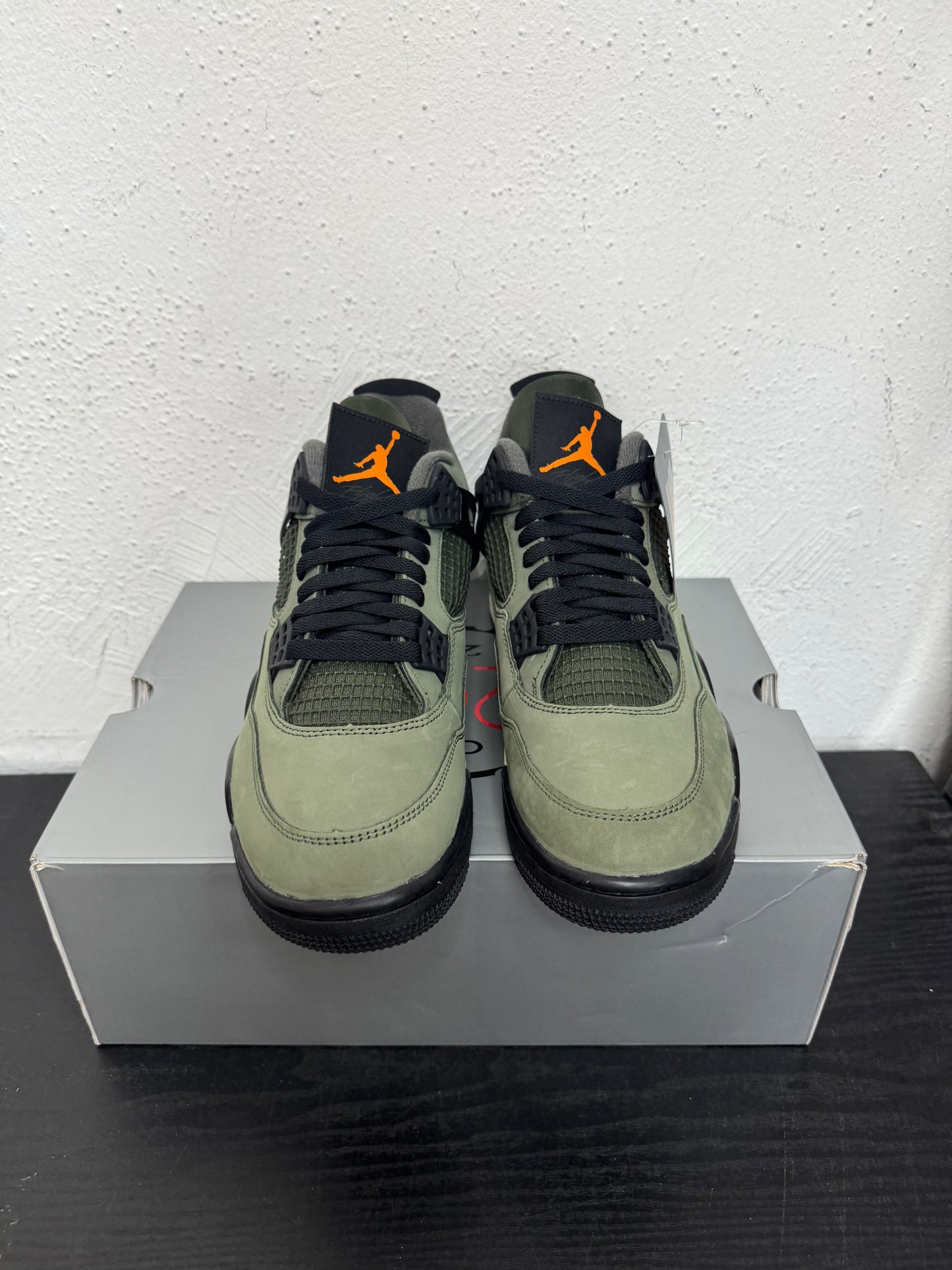 JORDAN 4 UNDEFEATED