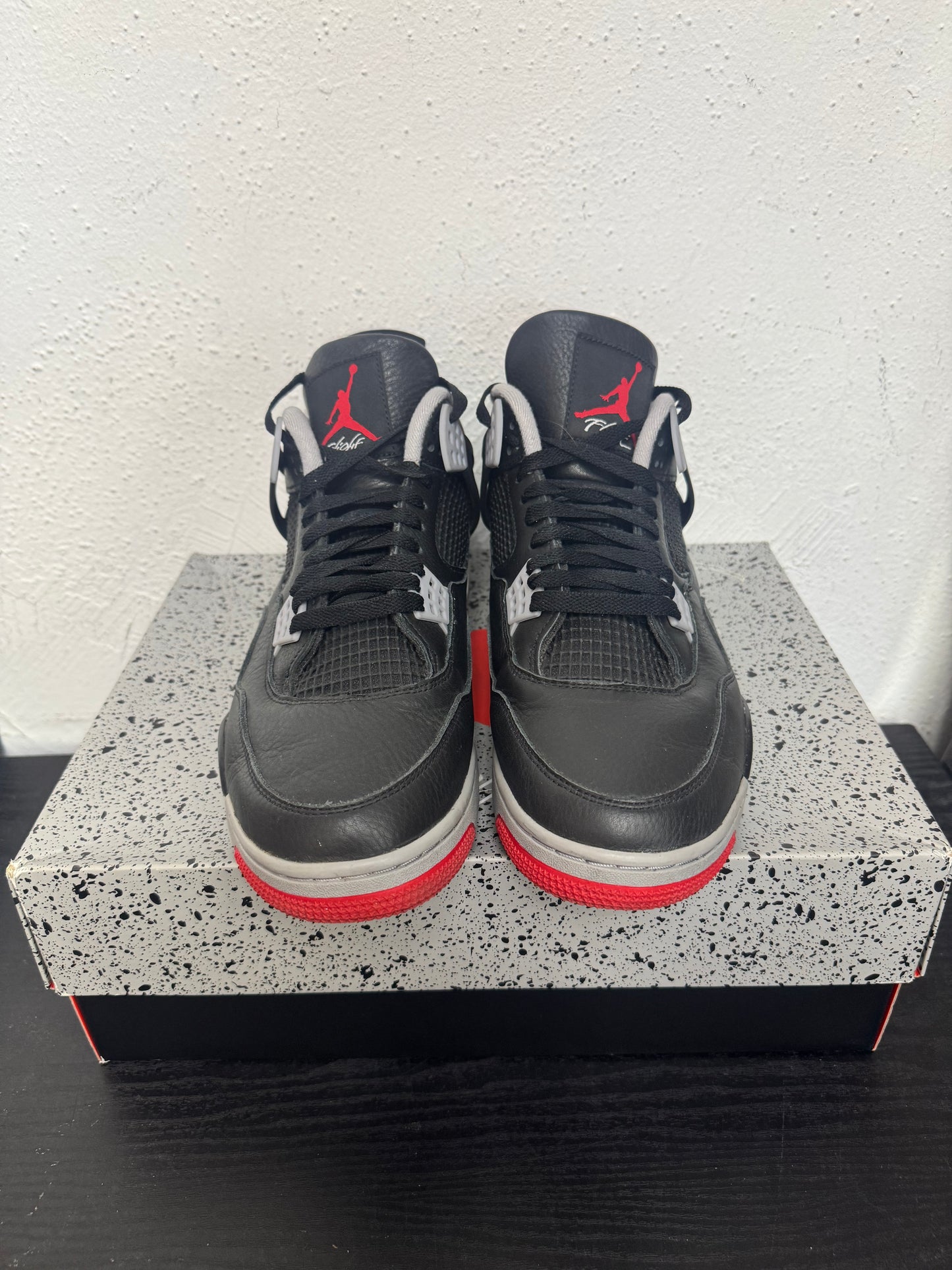 JORDAN 4 REIMAGINED BRED (USED)