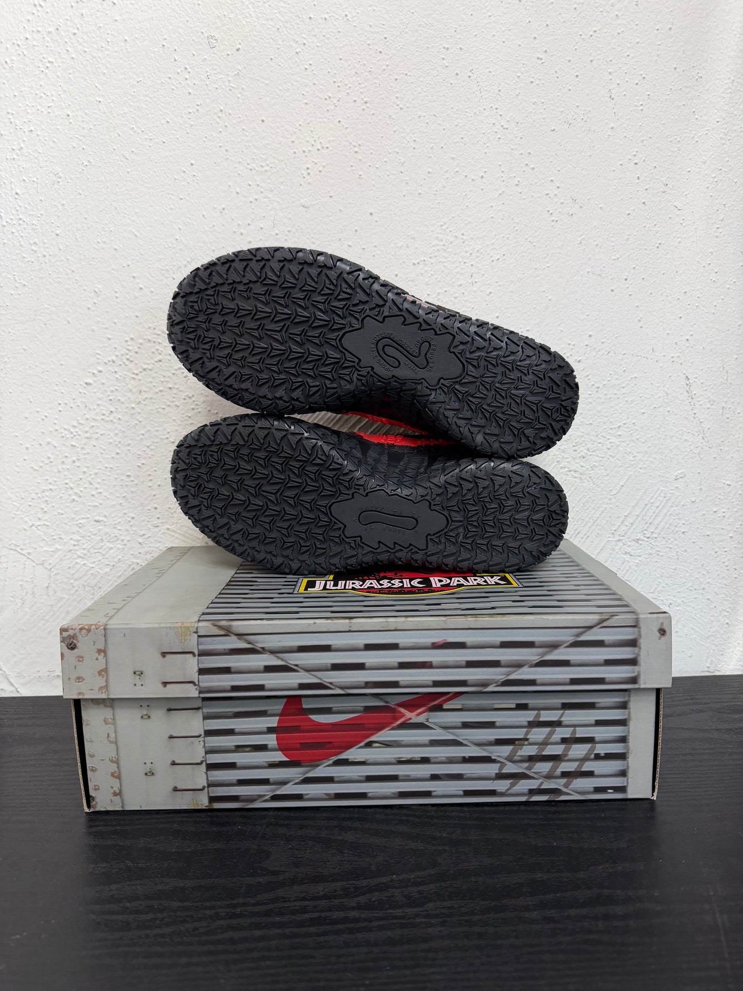 NIKE JA 3 JURASSIC PARK RAPTOR