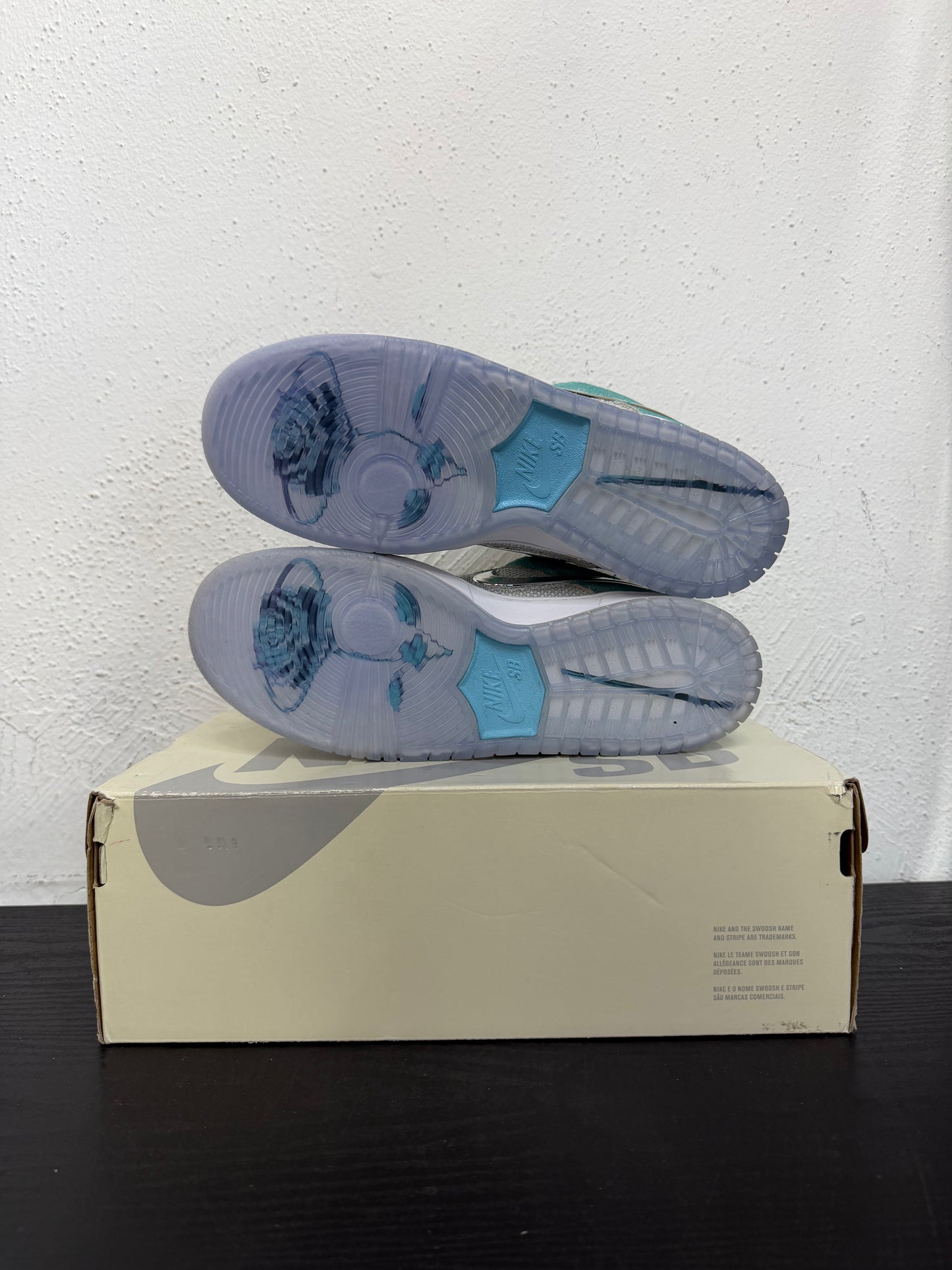 DUNK LOW SB APRIL