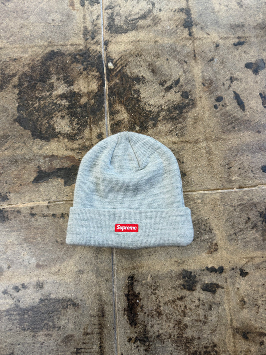 SUPREME NEW ERA S LOGO BEANIE (USED)