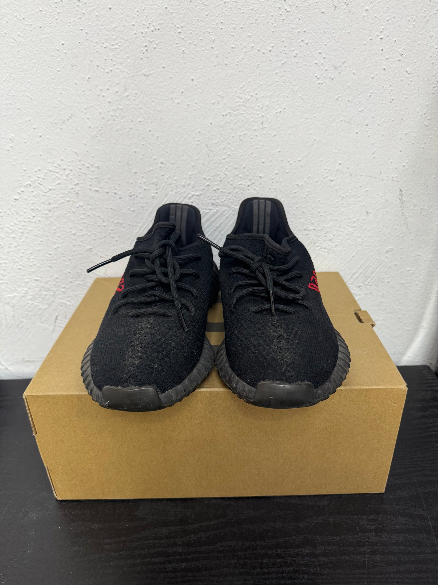 YEEZY 350 BRED (USED)