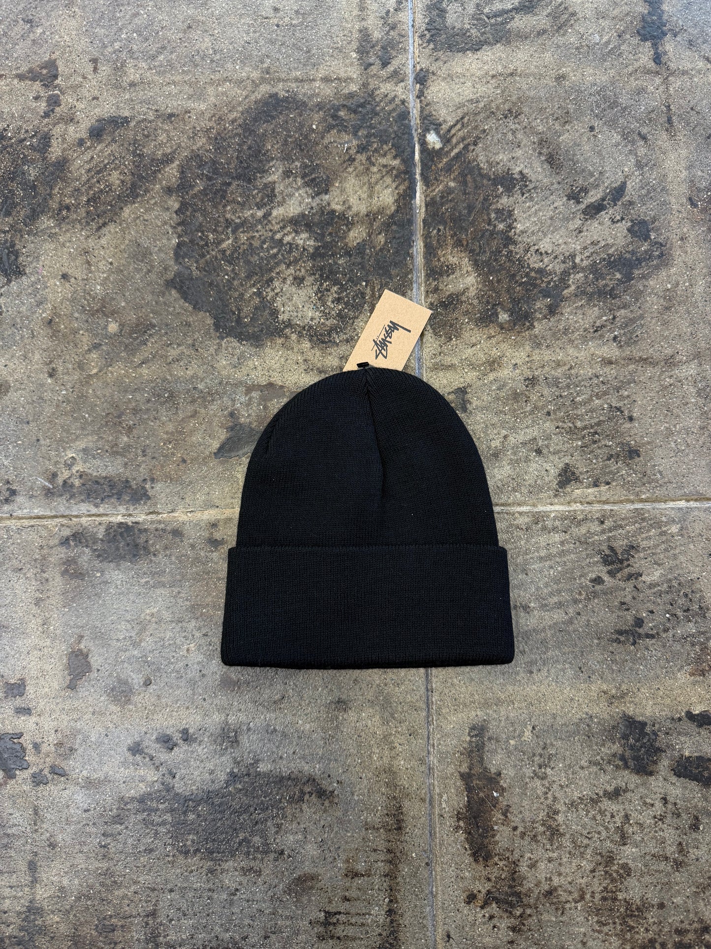STUSSY BLACK BEANIE