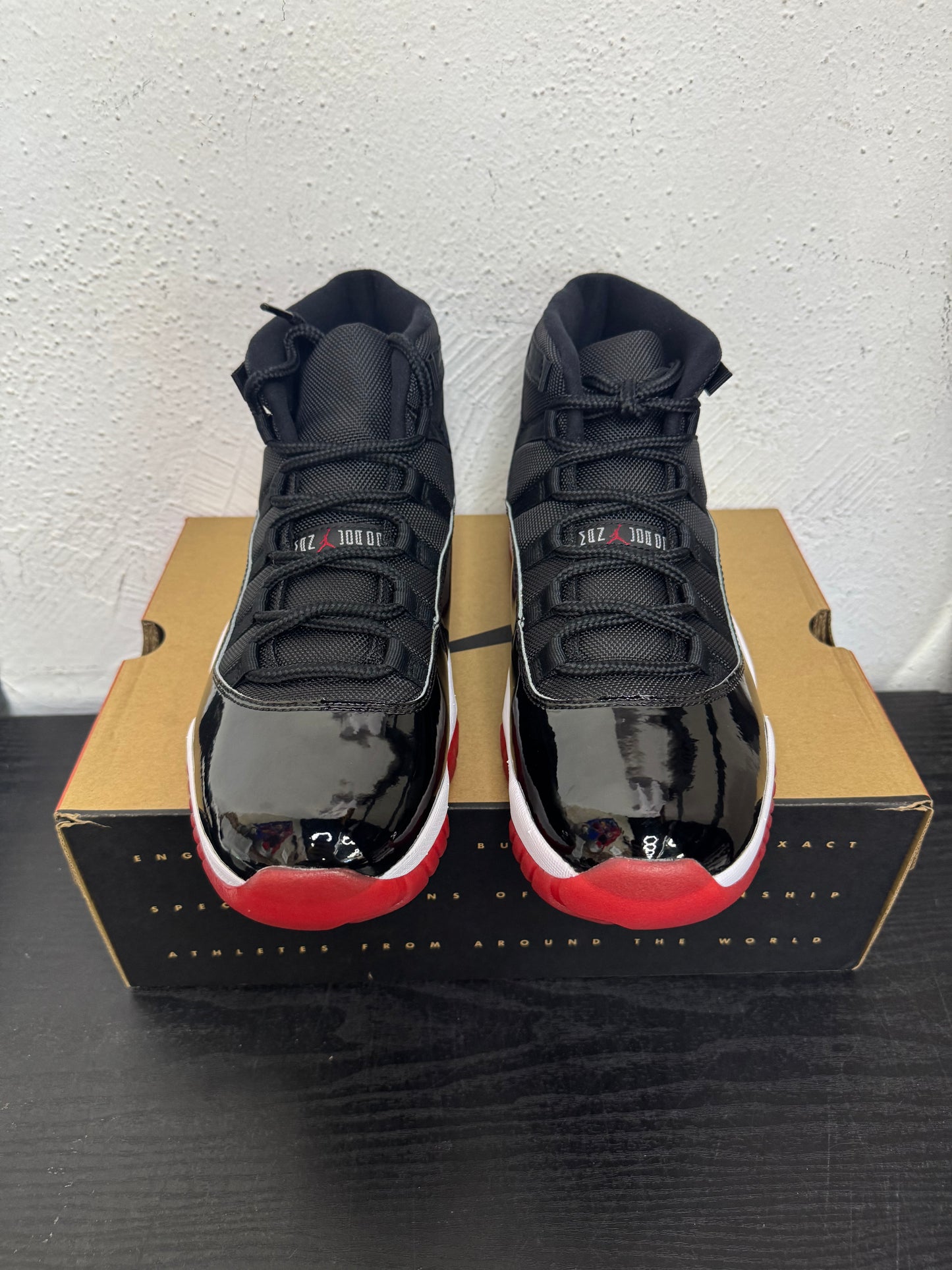 JORDAN 11 PLAYOFF BRED 2019