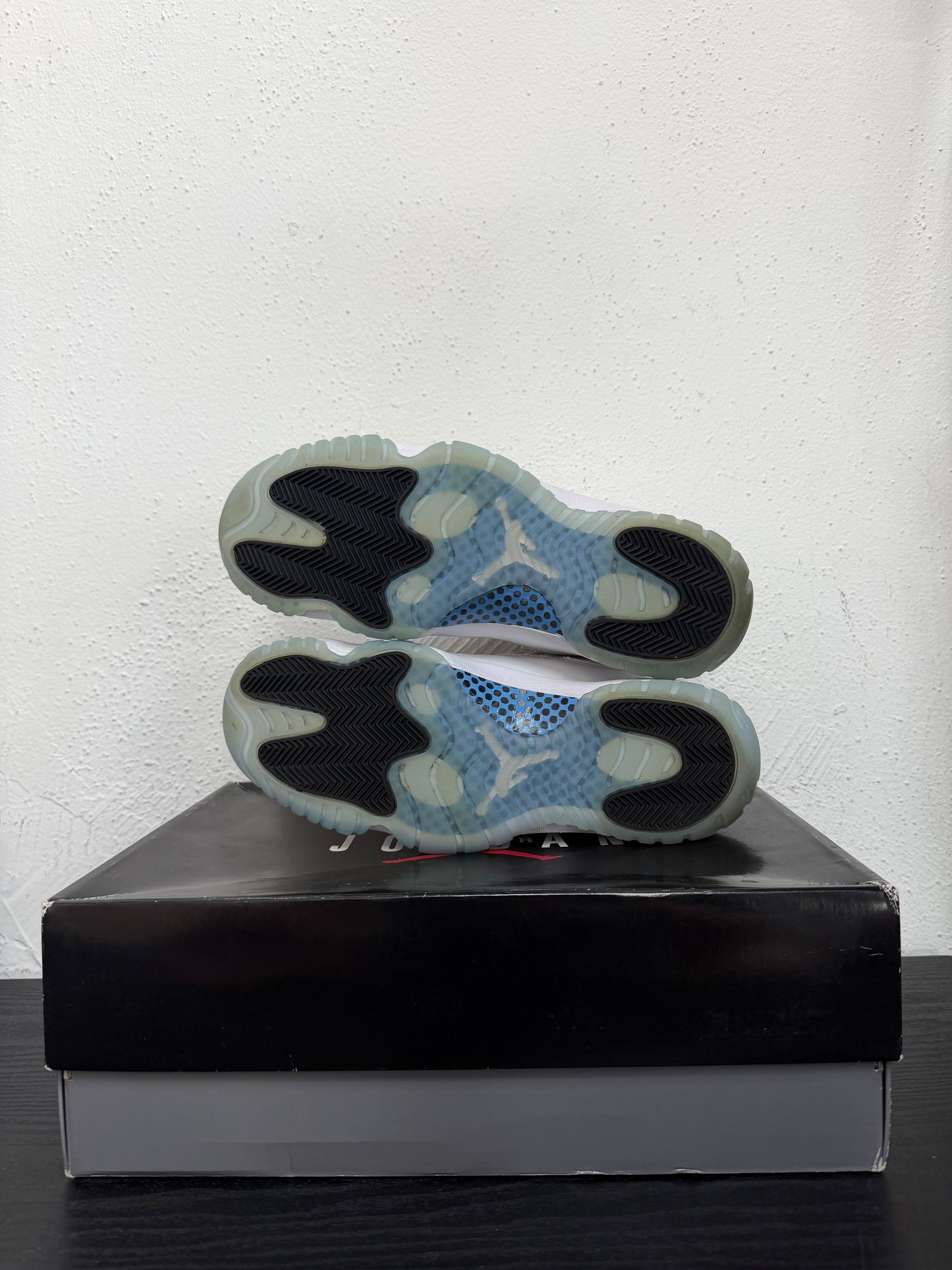 JORDAN 11 LEGEND BLUE (USED)