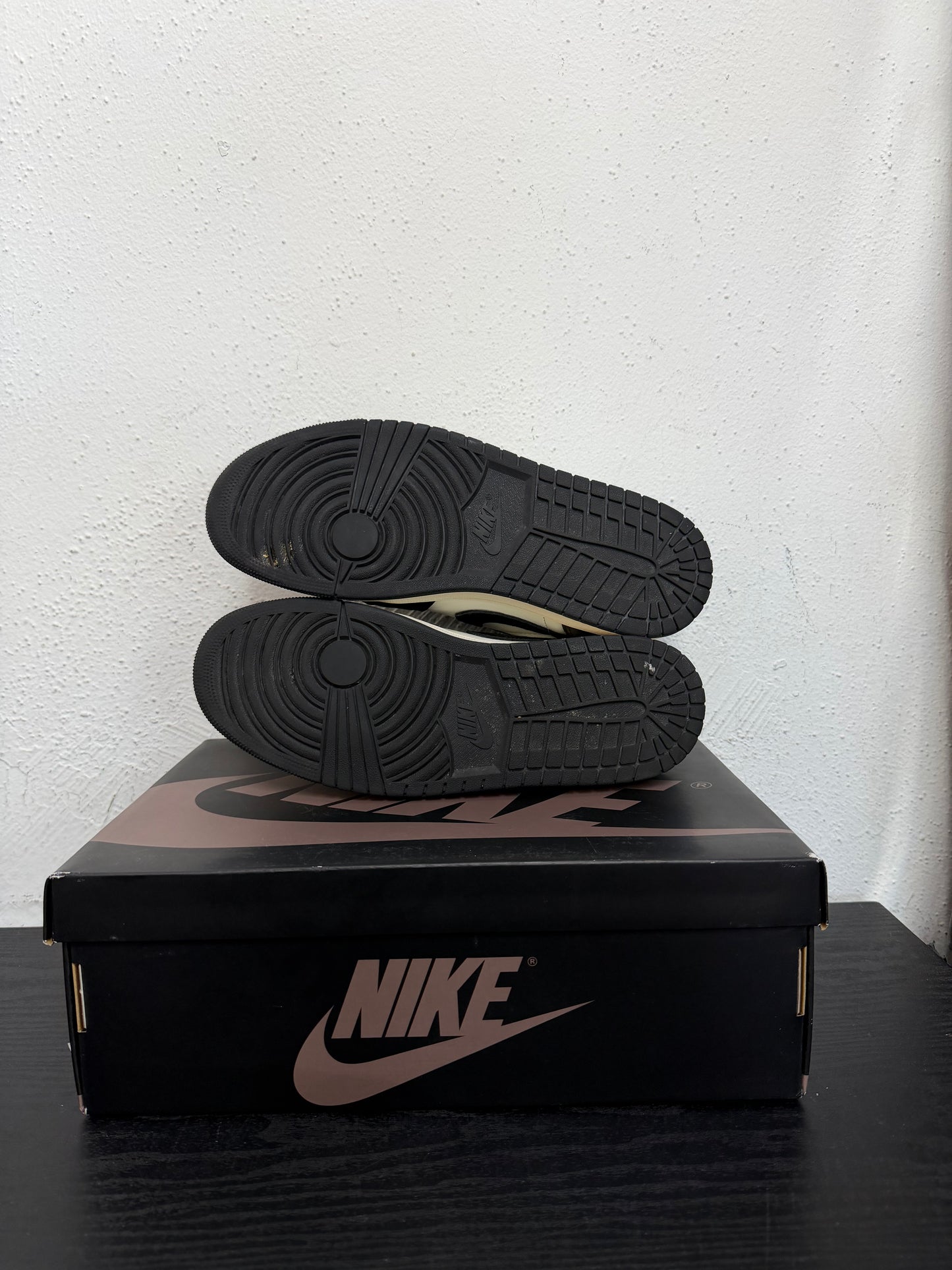 JORDAN 1 LOW MOCHA (USED)
