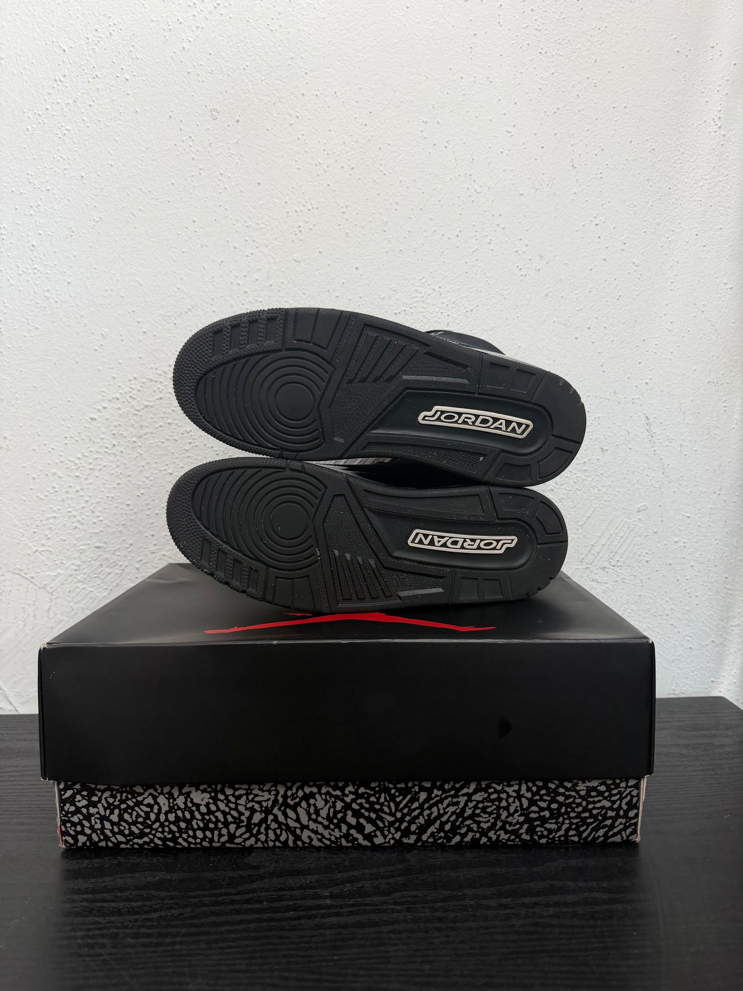 JORDAN 3 BLACK CAT (USED)