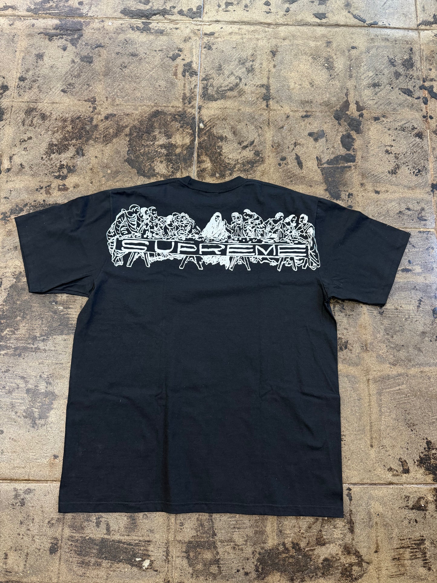 SUPREME BLACK SUPPER TEE (USED)