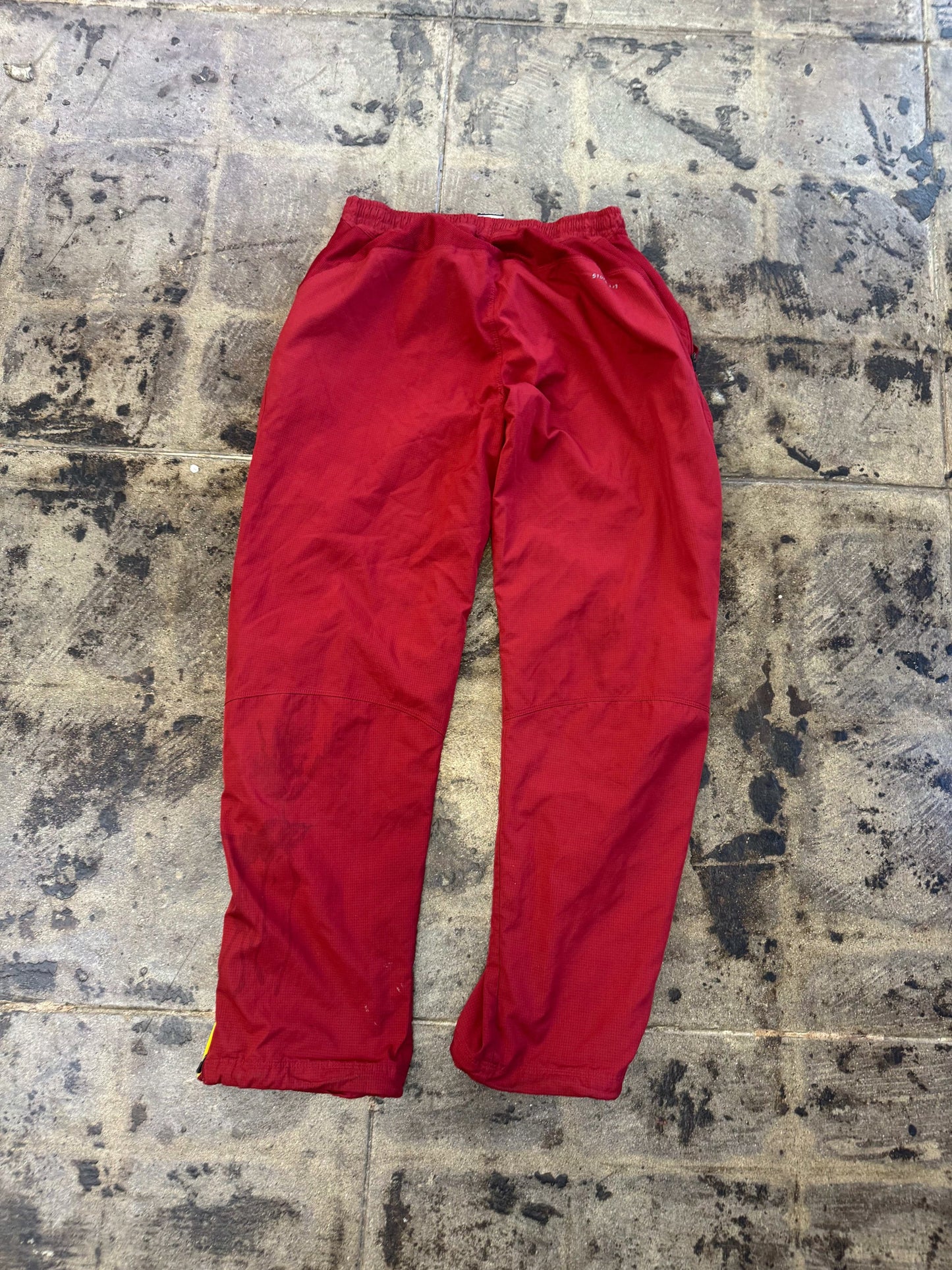 NIKE RED ZIPPER SWEATS