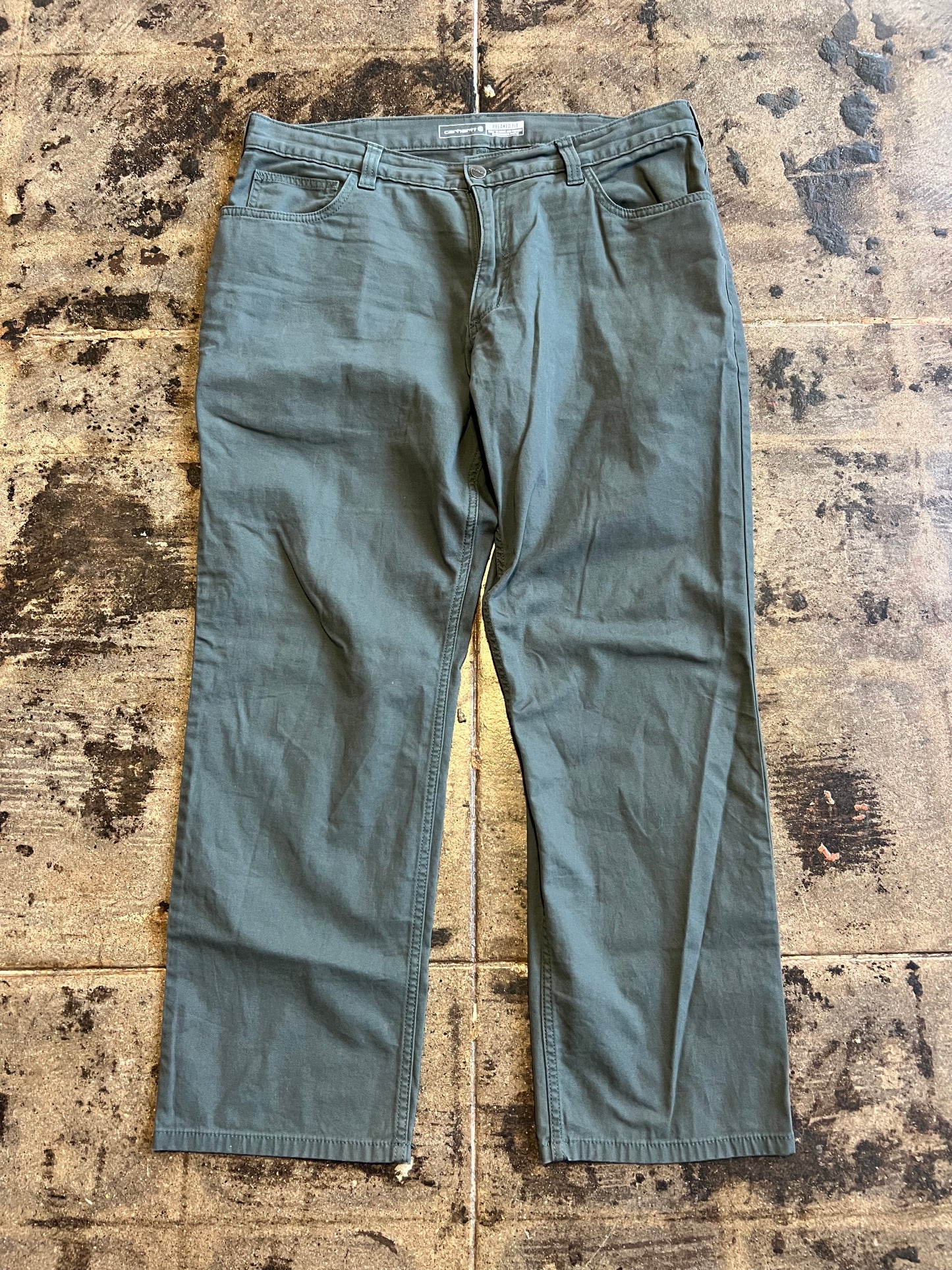 OLIVE GREEN CARHARTT JEANS