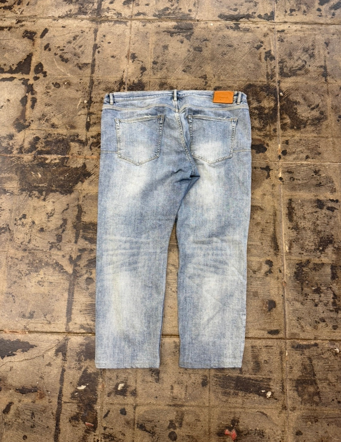 PURPLE LIGHT BLUE WASHED JEAN