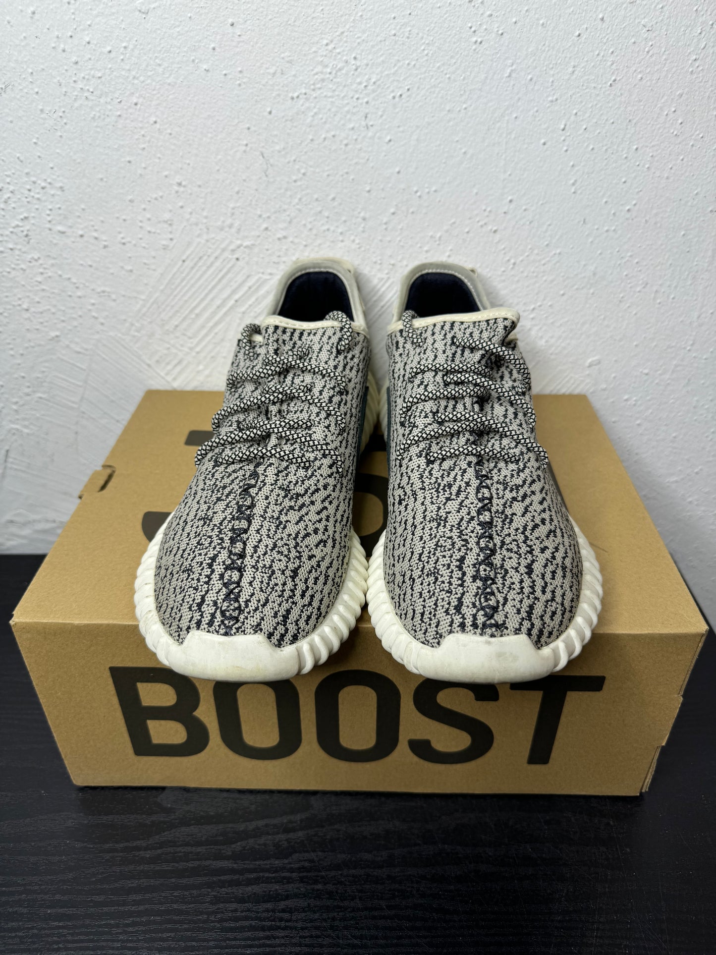 YEEZY 350 TURTLE DOVE (USED)