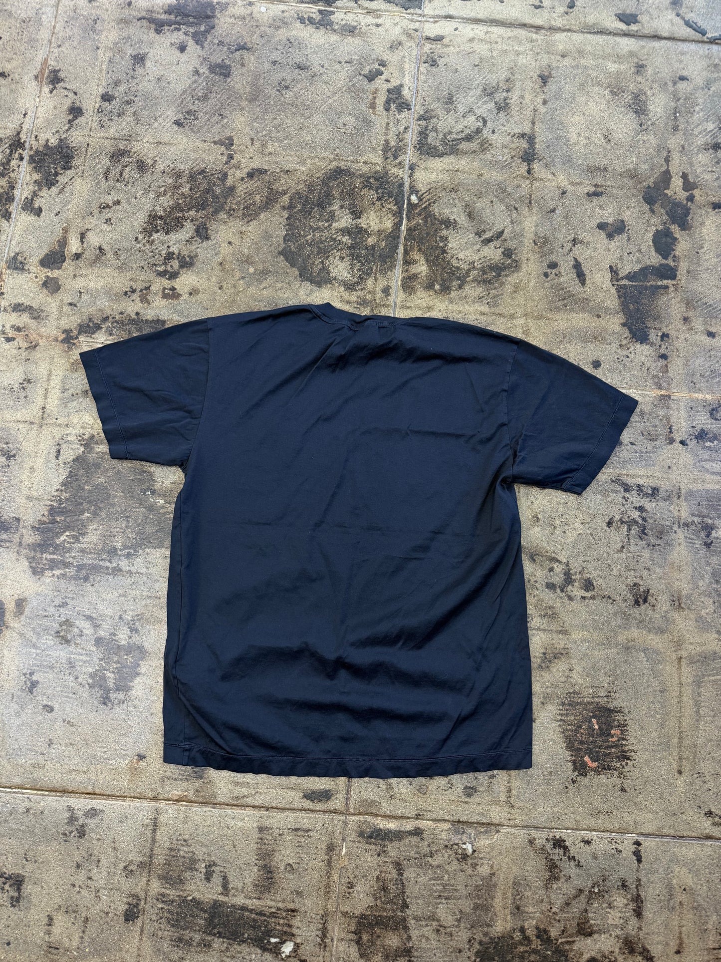 STONE ISLAND NAVY BLUE TEE (USED)