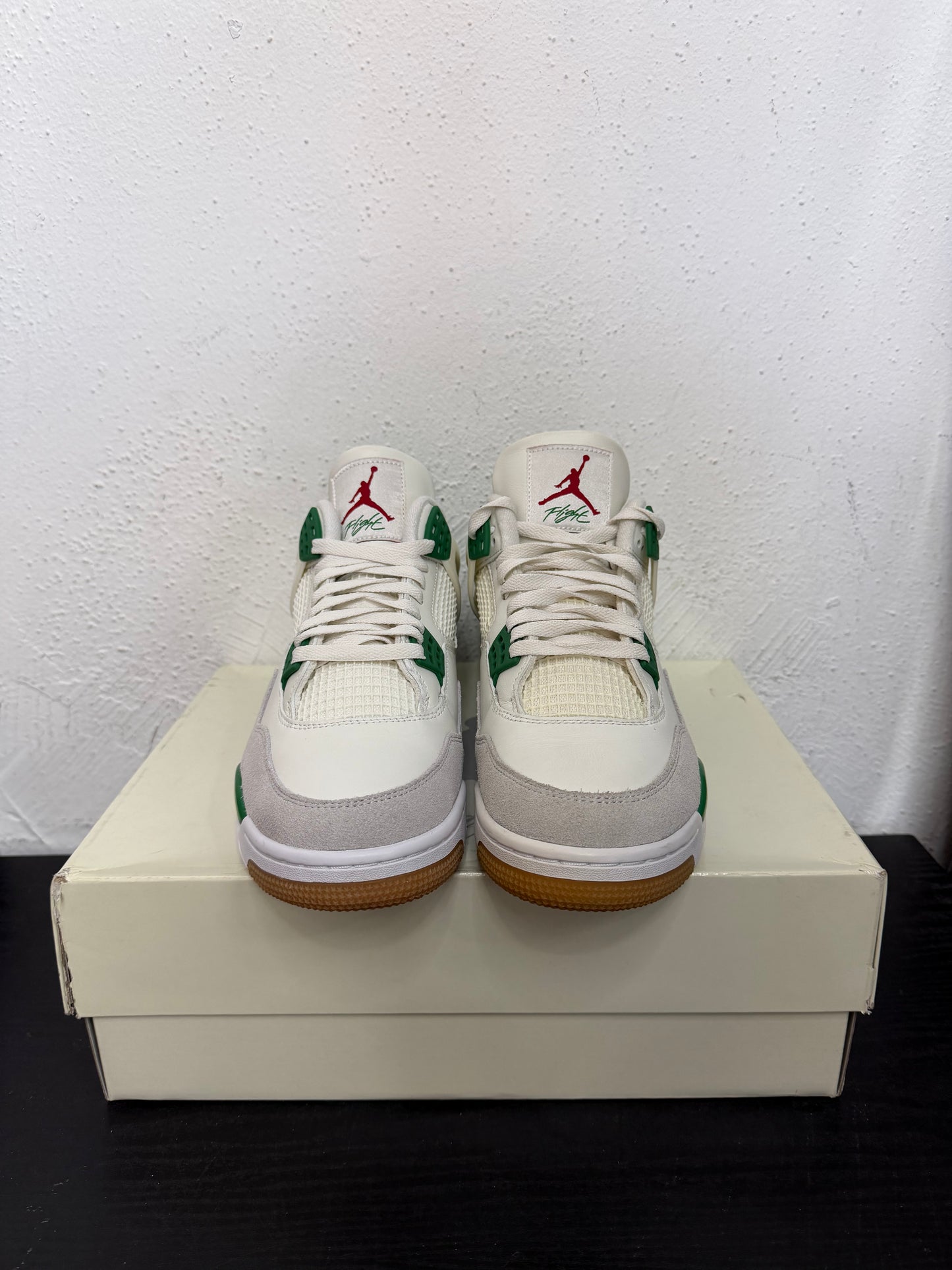 JORDAN 4 PINE GREEN (USED)