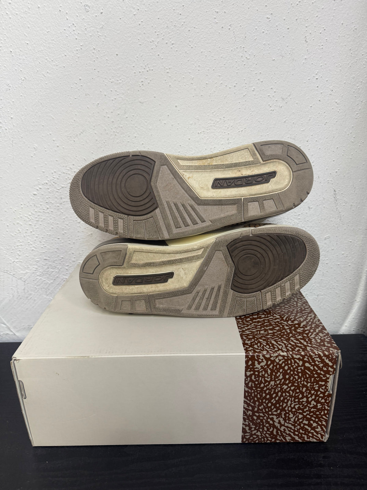 JORDAN 3 PALOMINO (USED)