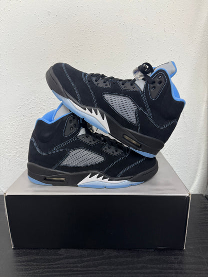 JORDAN 5 BLACK UNIVERSITY BLUE 2026