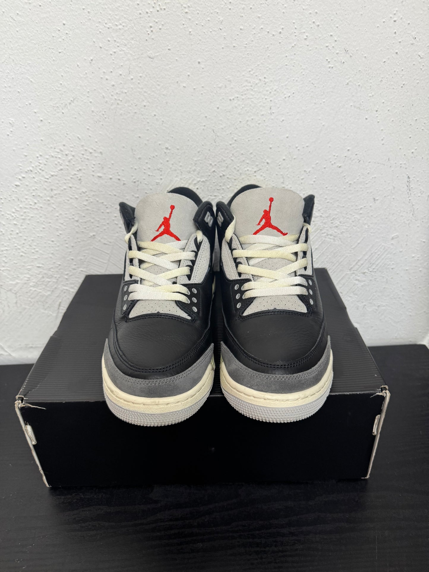 JORDAN 3 RARE AIR (USED)