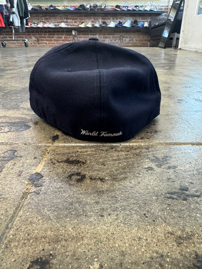 SUPREME WORLD FAMOUS BOX LOGO NAVY FITTED
