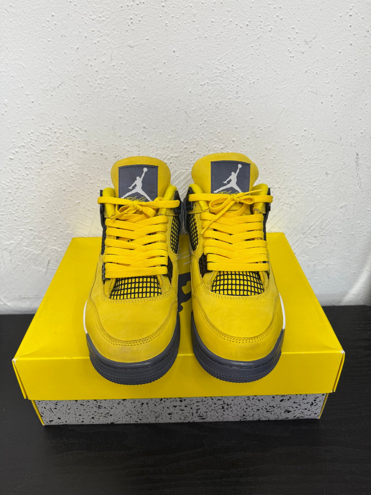 JORDAN 4 LIGHTING (USED)
