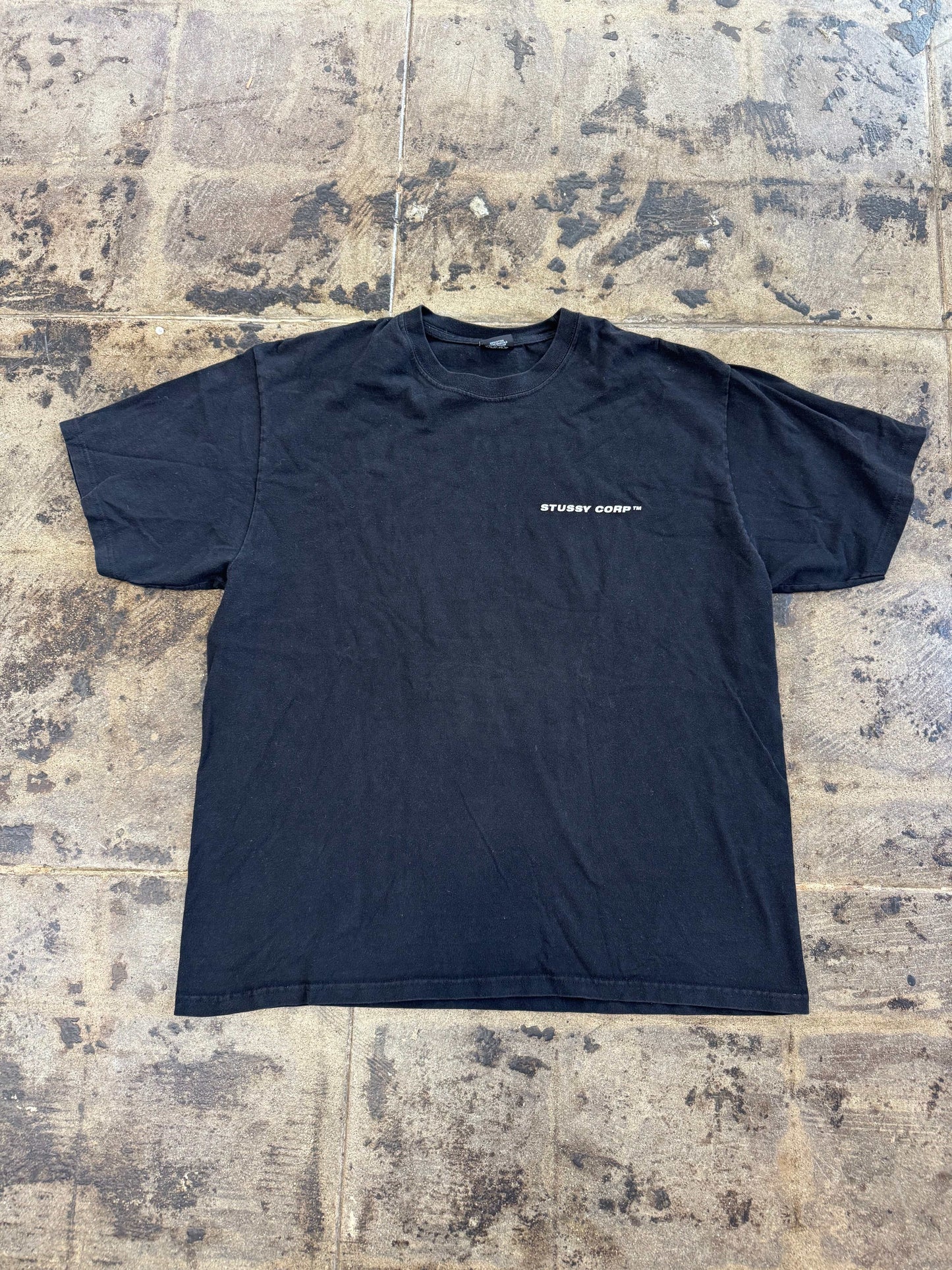 STUSSY CORP BLACK TEE (USED)