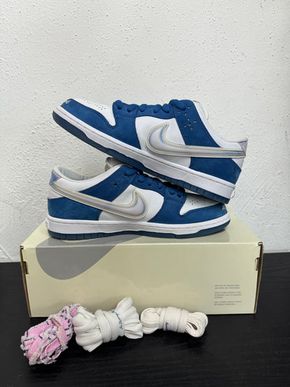 DUNK LOW SB BORN X RAISED