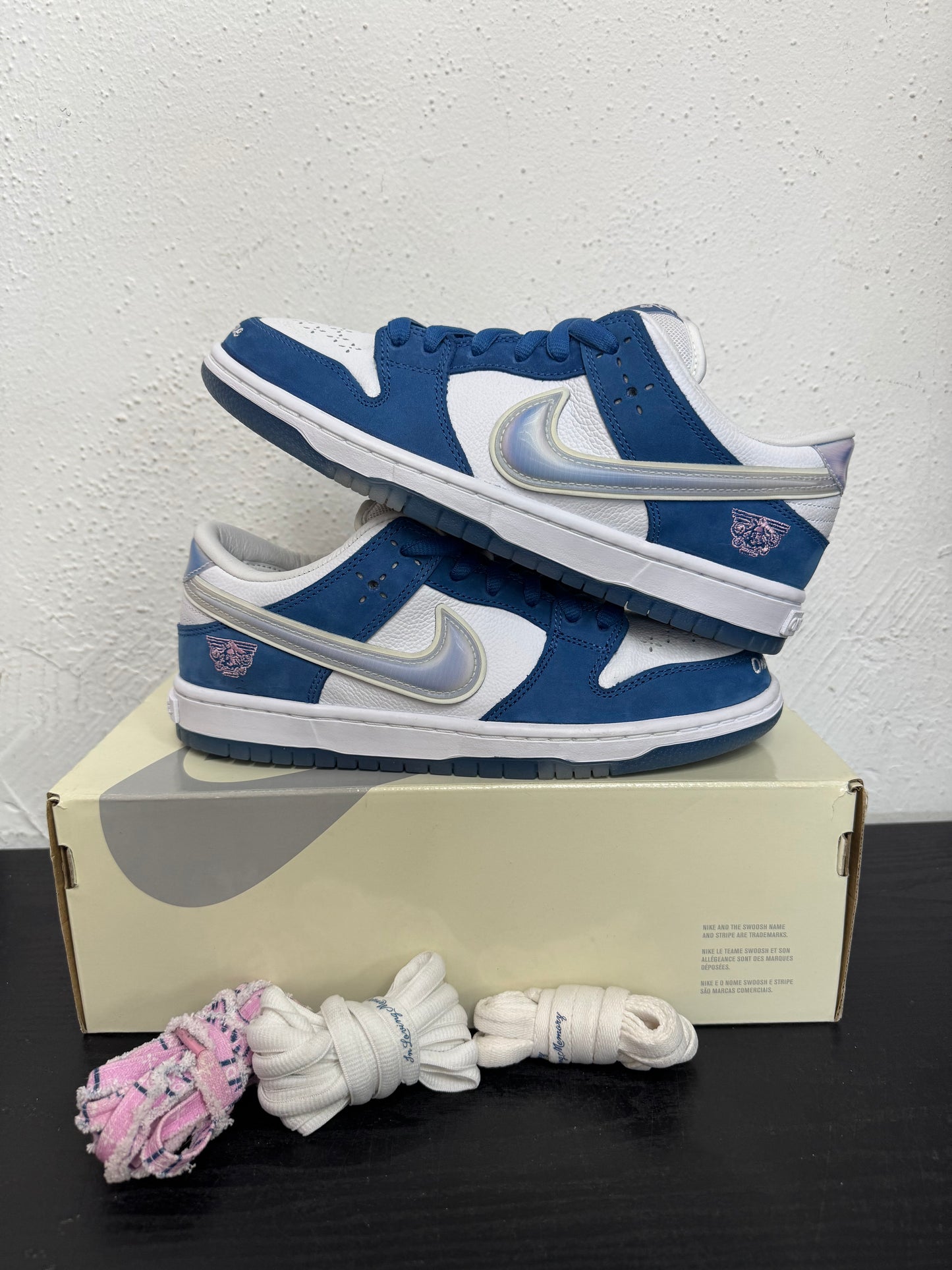 DUNK LOW SB BORN X RAISED