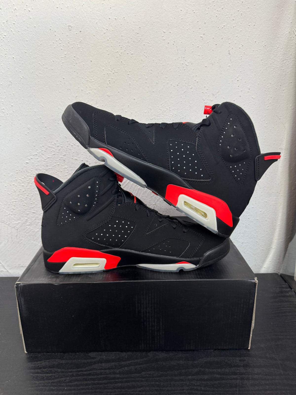 JORDAN 6 BLACK INFRARED (2019)