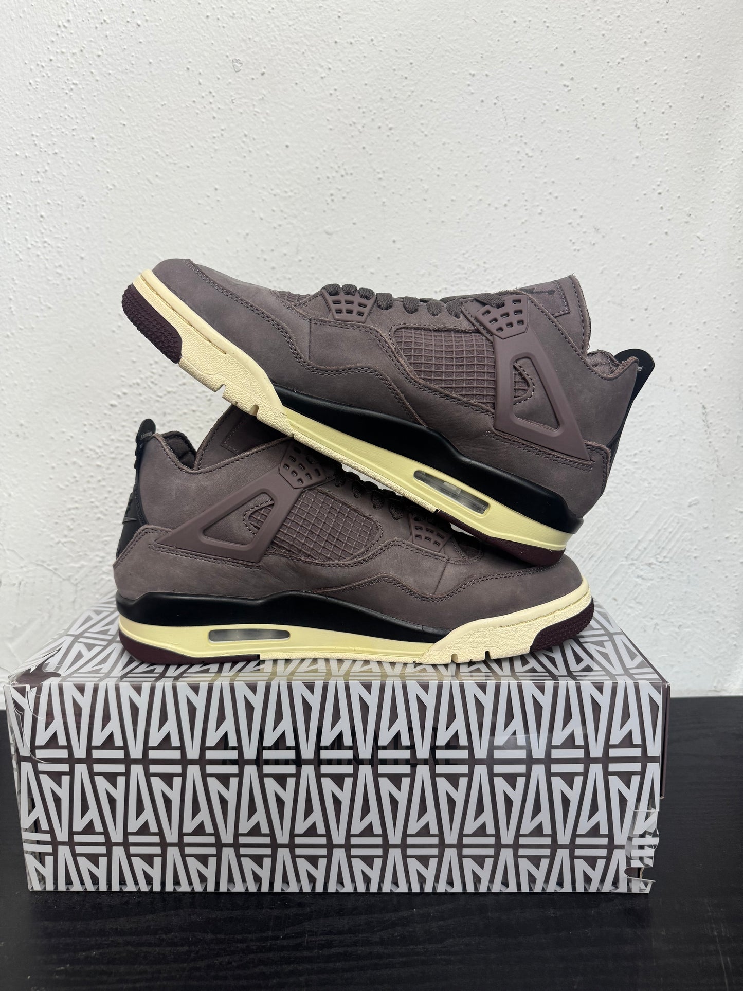 JORDAN 4 A MA MANOERE VIOLET ORE