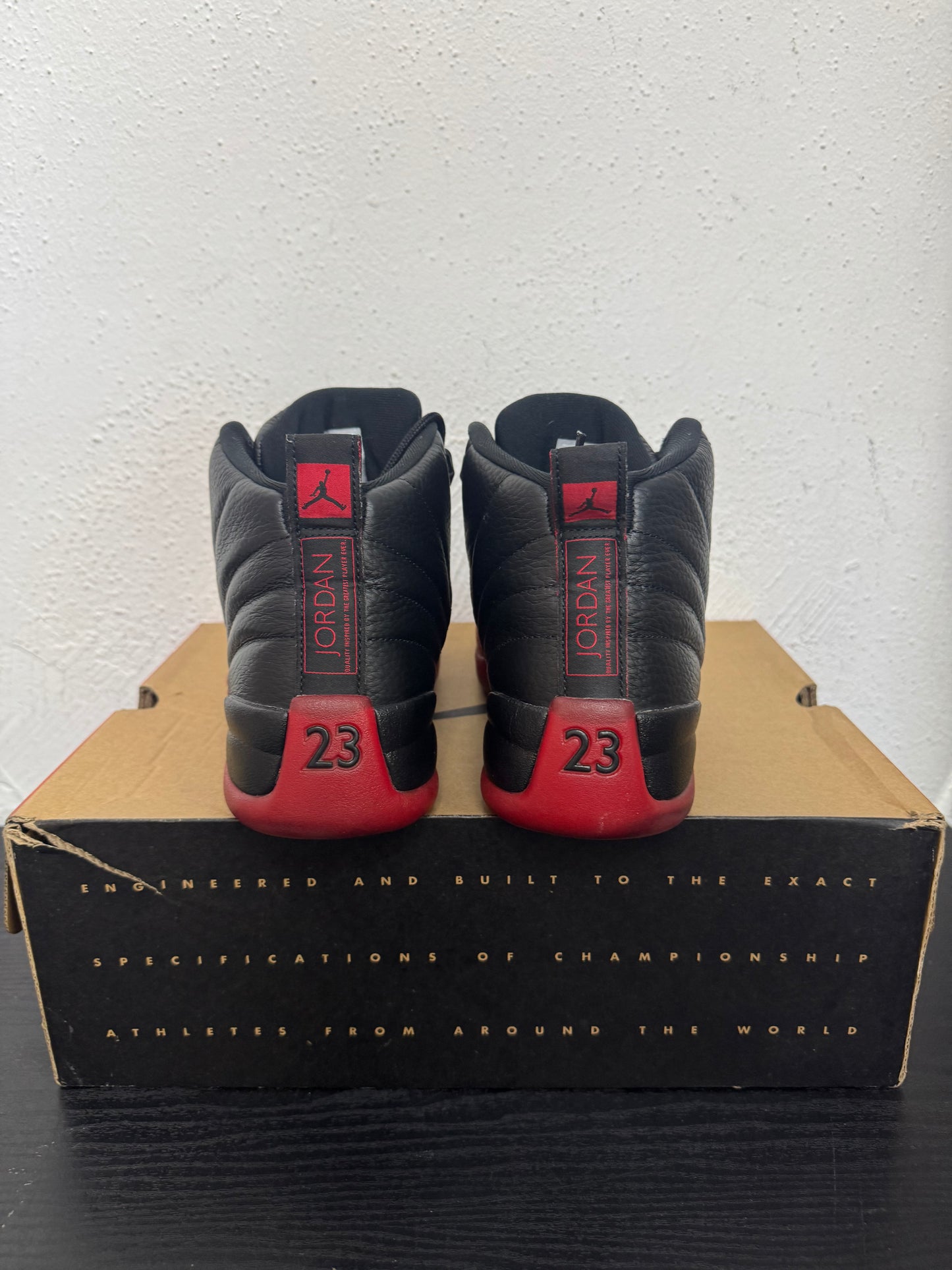 JORDAN 12 FLU GAME (USED)