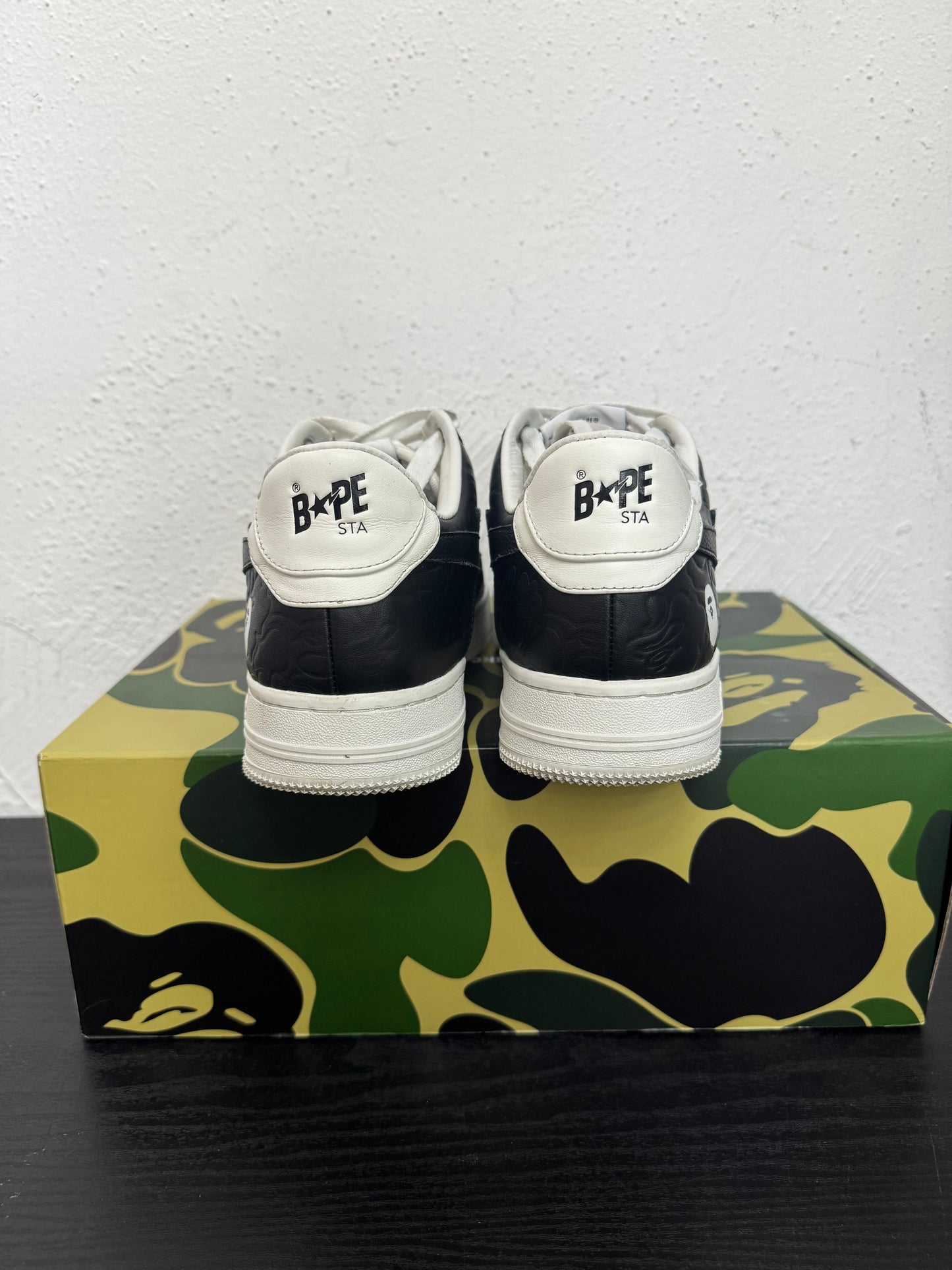 BAPE STA LINE CAMO WHITE/BLACK (USED)