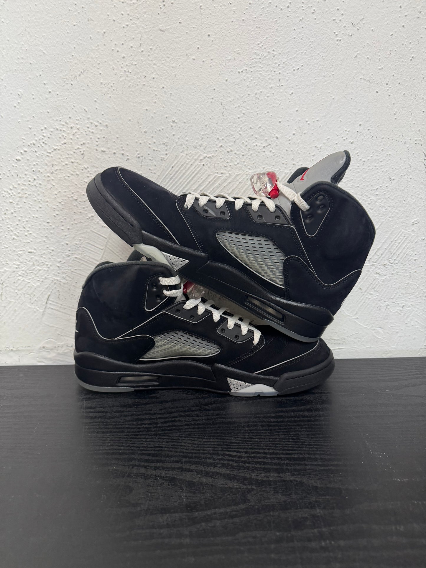 JORDAN 5 REIMAGINED BLACK METALLIC (USED) (NB)