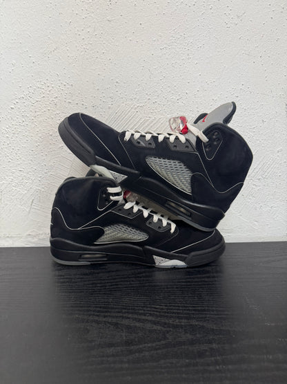 JORDAN 5 REIMAGINED BLACK METALLIC (USED) (NB)