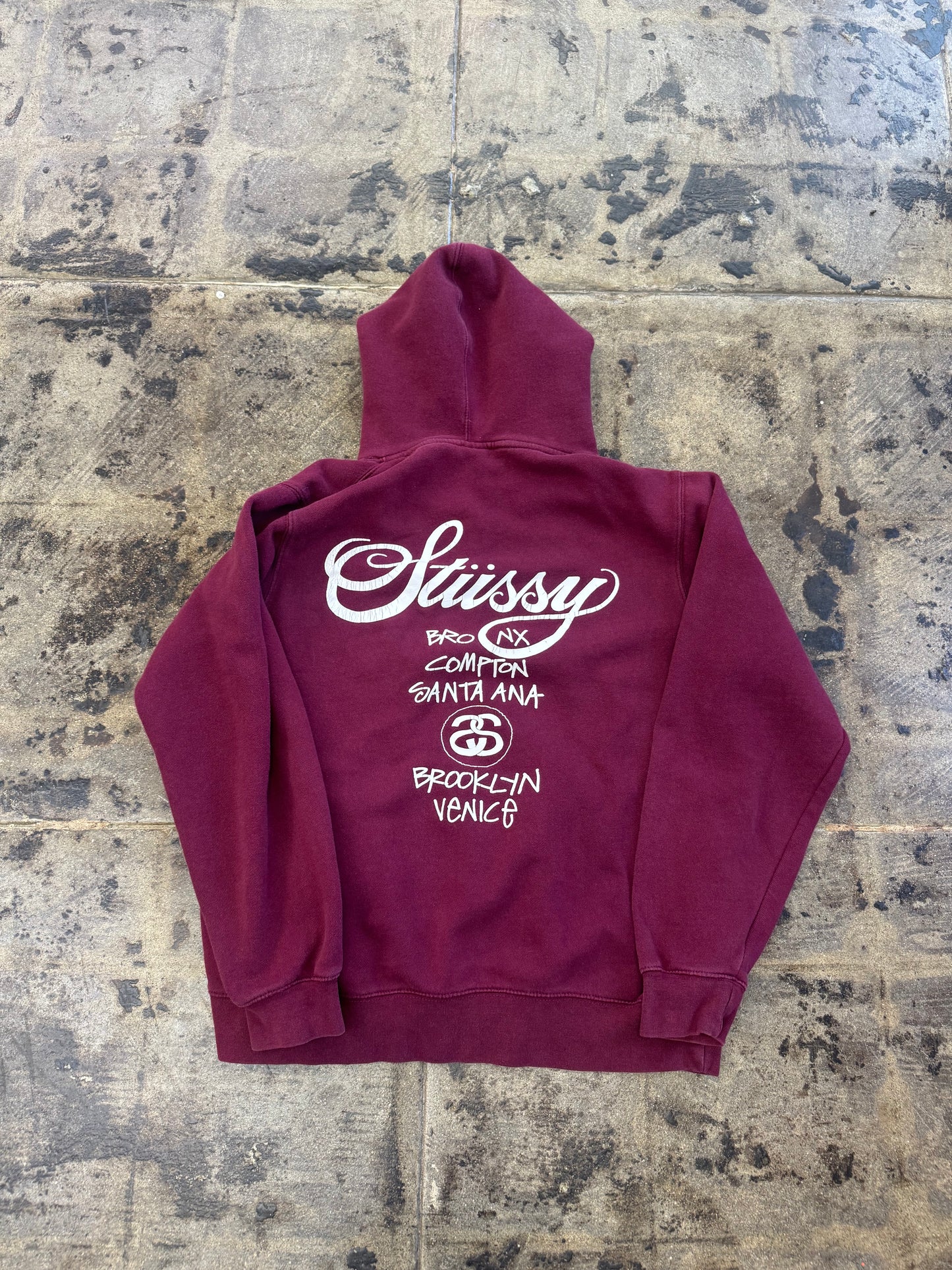 STUSSY MAROON WORLD TOUR HOODIE (USED)