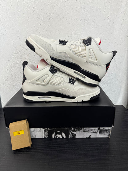JORDAN 4 FLIGHT CLUB