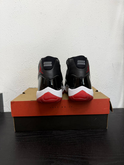 JORDAN 11 PLAYOFF BRED (USED)