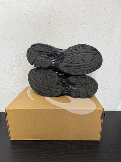 ASICS GEL KAYANO BLACK/PURE SILVER (USED)