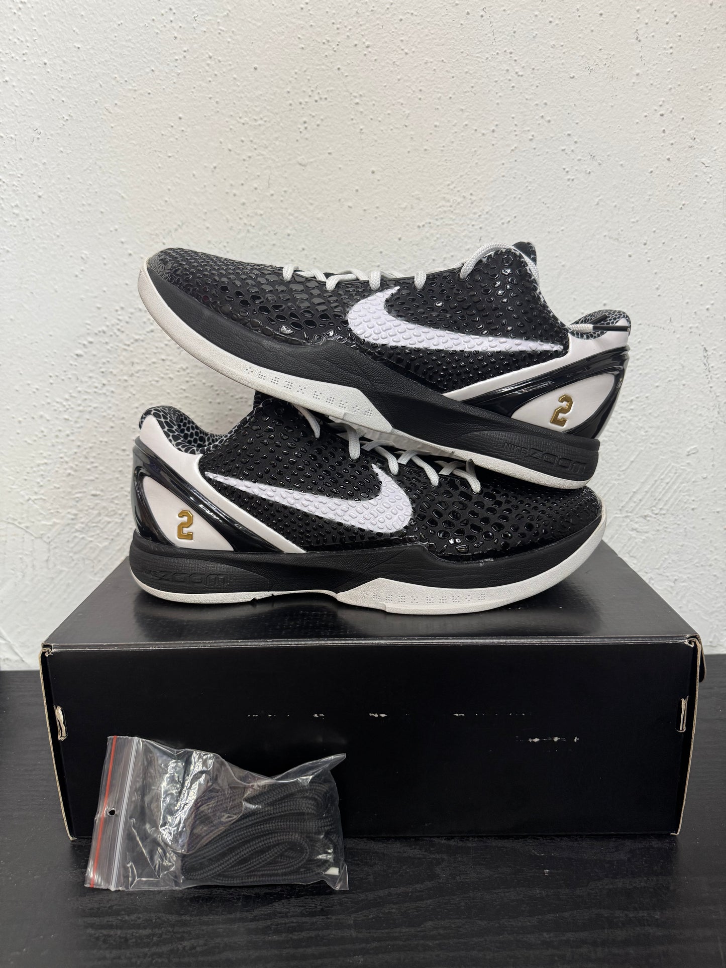 KOBE 6 PROTRO MAMBACITA SWEET 16 (USED)