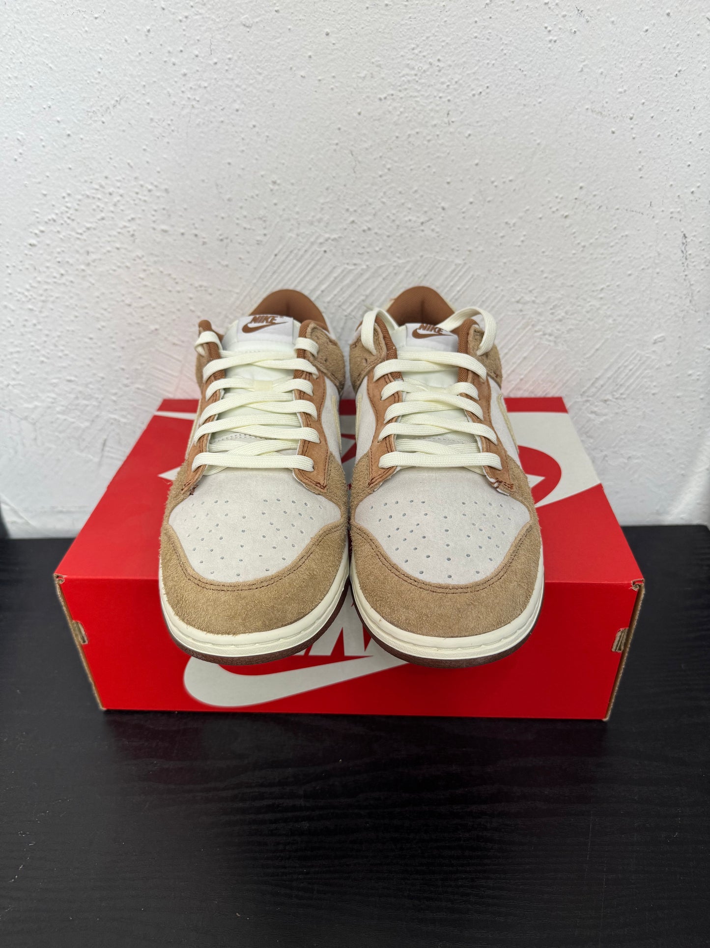 DUNK LOW MEDIUM CURRY