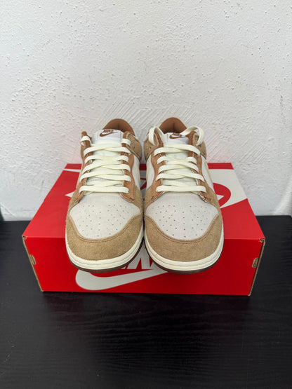 DUNK LOW MEDIUM CURRY