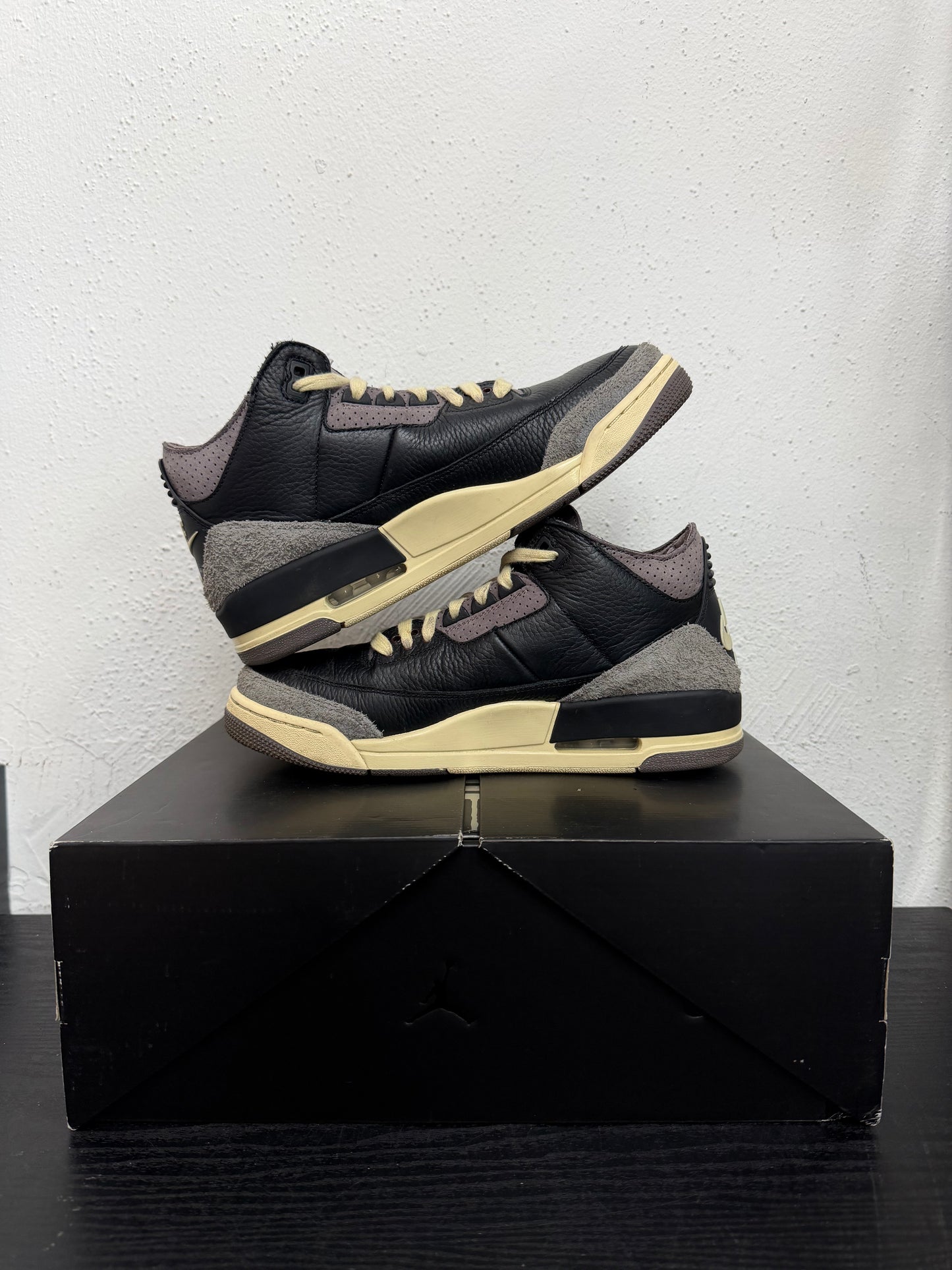 JORDAN 3 A MA MANIERE WYWS WMNS (USED)