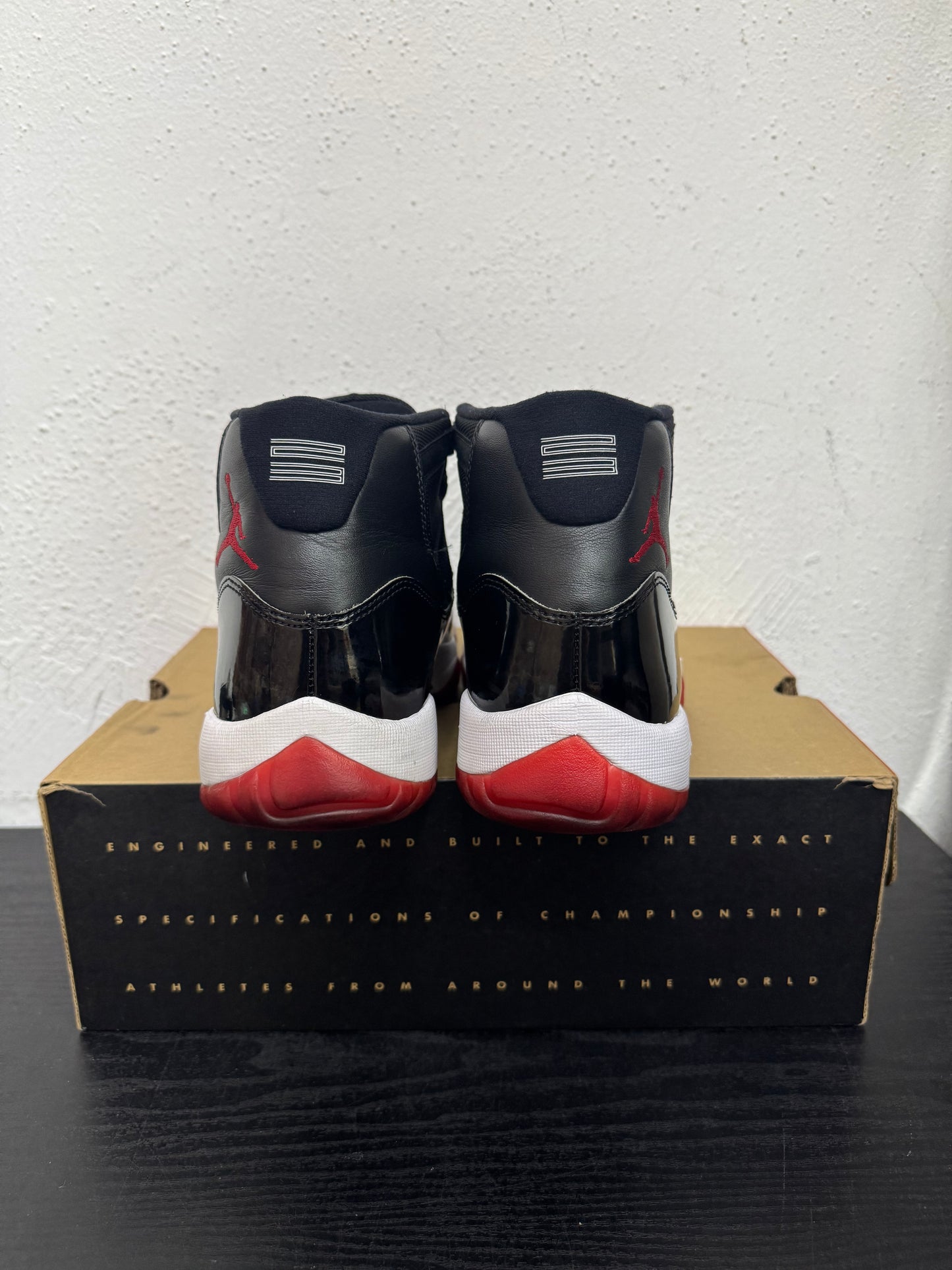 JORDAN 11 BRED (USED)