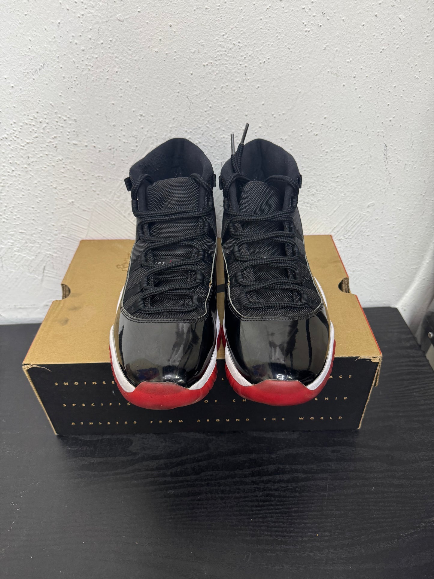 JORDAN 11 BRED (USED)