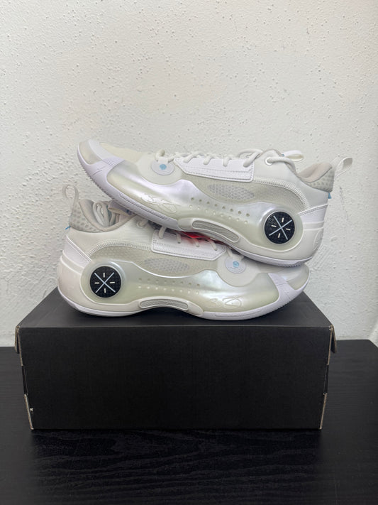 LI-NING WAY OF WADE 10 LOW WHITE HOT