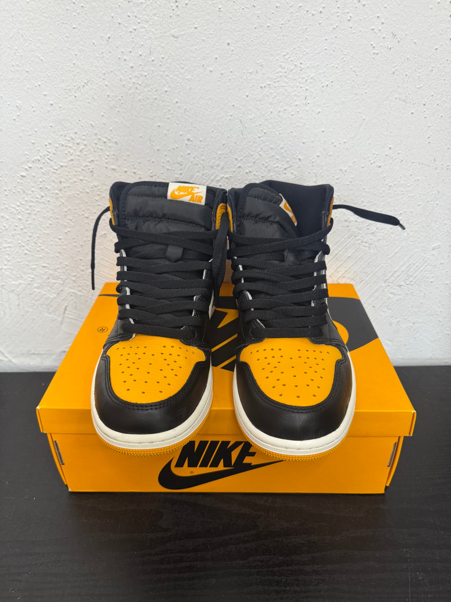 JORDAN 1 HIGH TAXI (USED)