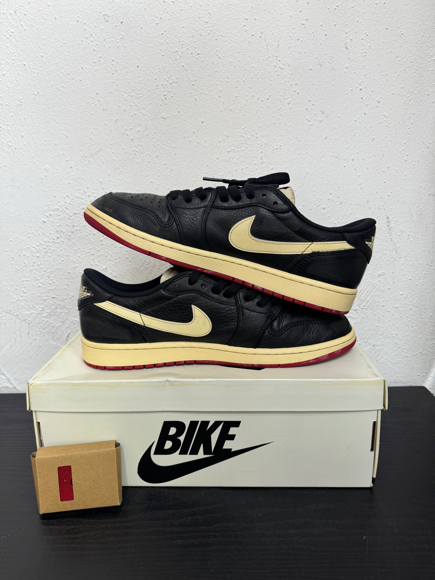 JORDAN 1 LOW NIGEL SYLVESTER BETTER WITH TIME (USED)
