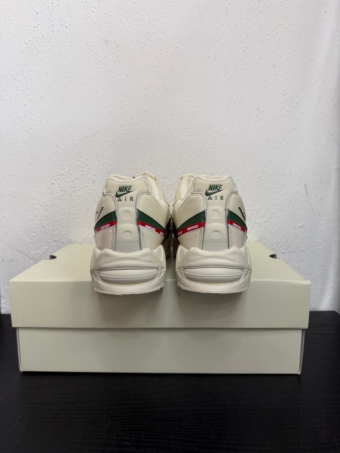NIKE AIR MAX 95 UNDEFEATED SAIL