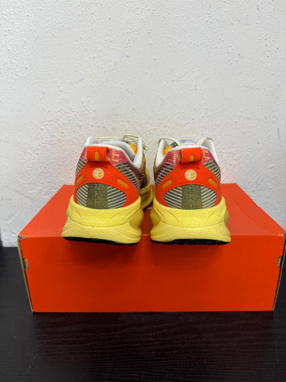 NIKE VOMERO 18 SE INTERNATIONAL RUNNING PACK LD-1000