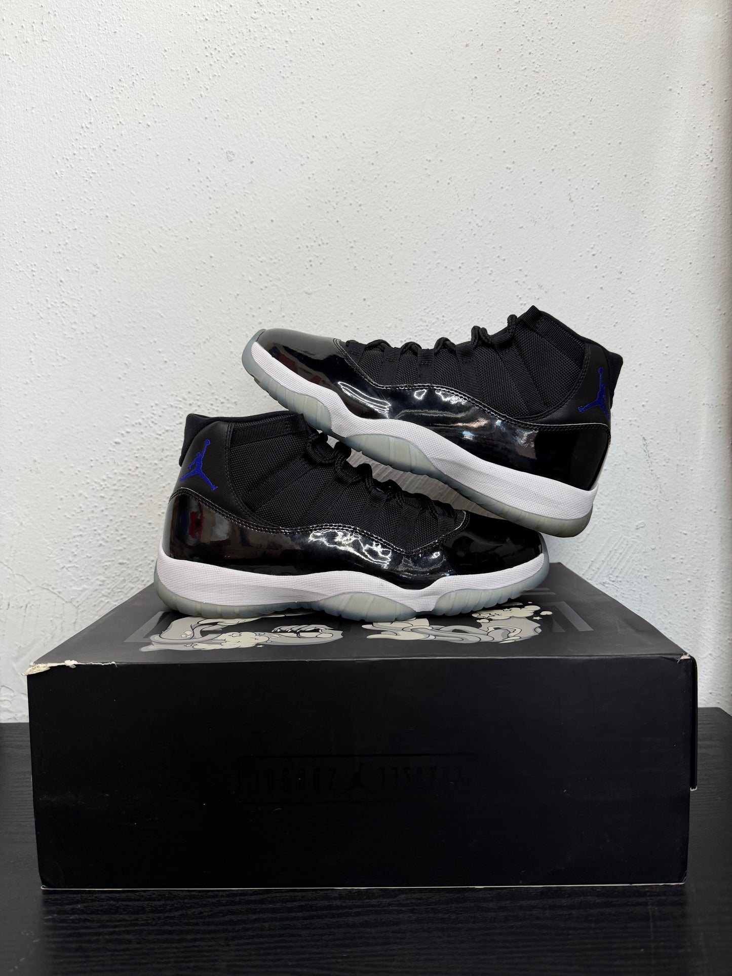 JORDAN 11 SPACE JAM (2016) (USED)