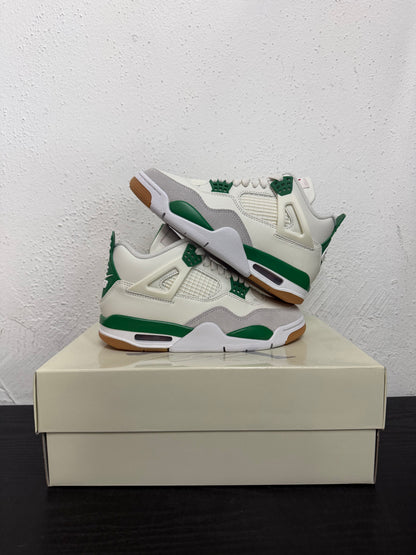 JORDAN 4 SB PINE GREEN